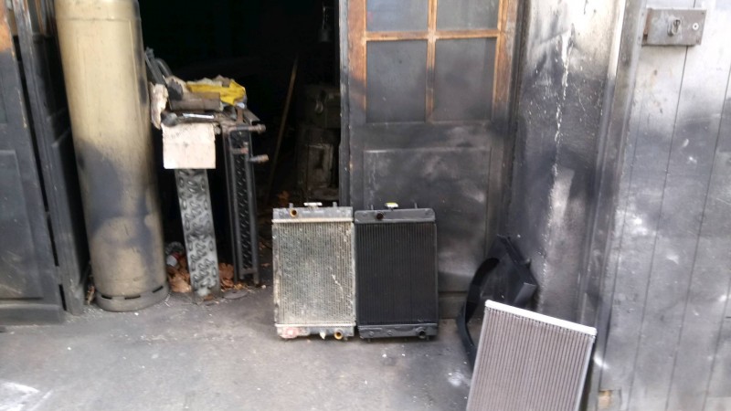 Acheter un radiateur neuf pour engin tracteur et BTP à la Ciotat